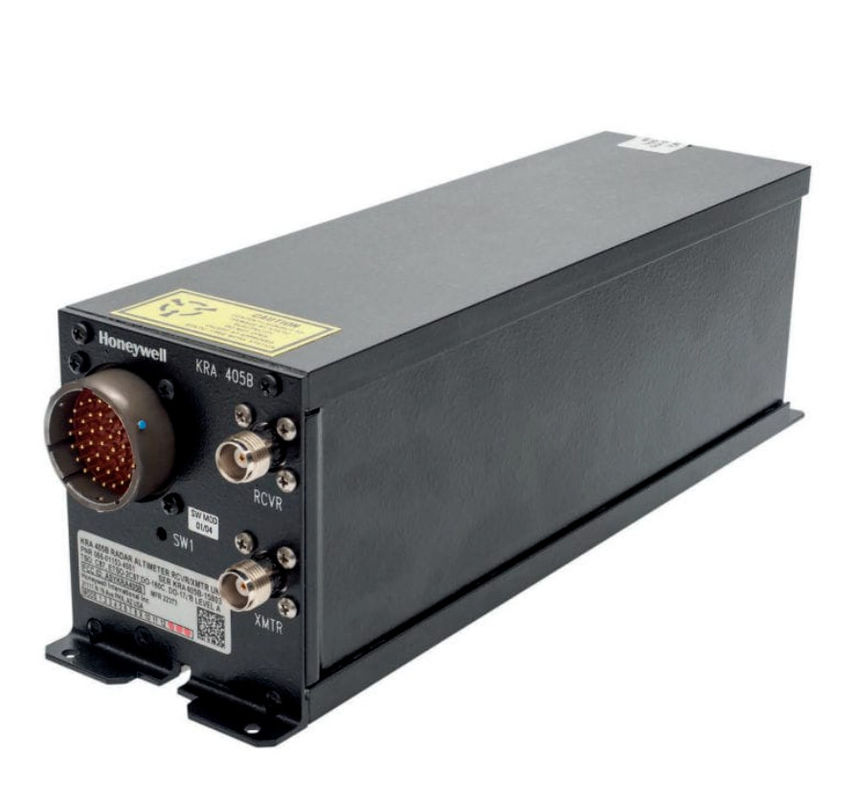 ARINC 429 رادار الطائرات الرقمي مقياس الارتفاع خفيف الوزن 2.5lbs ريك تركيب